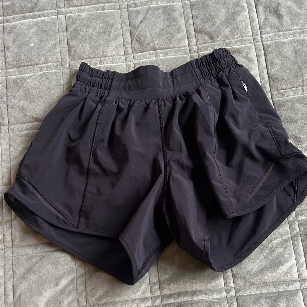 lululemon hotty hot 4 inch Women's Shorts